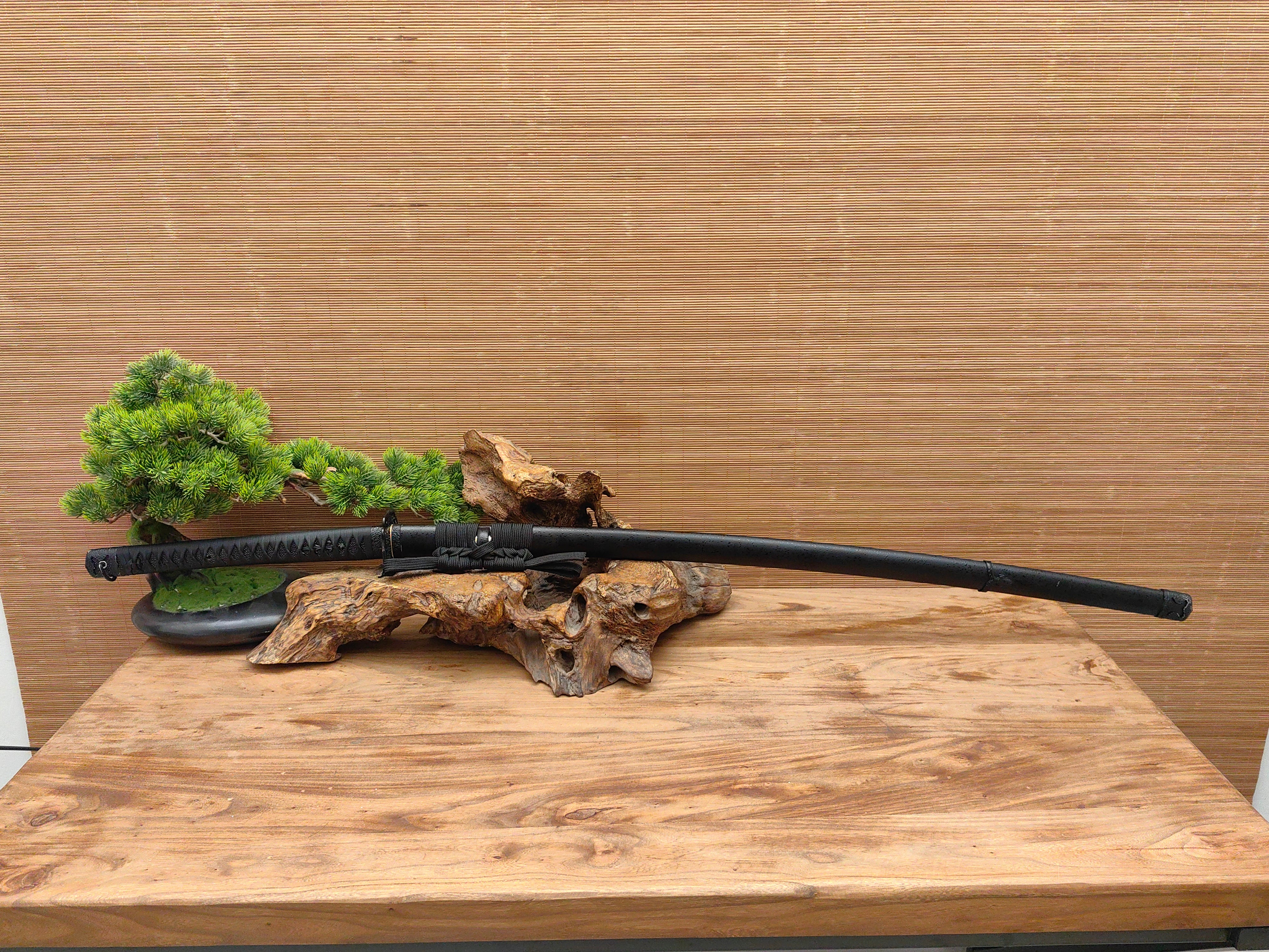 65Mn Manganese Steel Nodachi with Half-Tachi Mounts