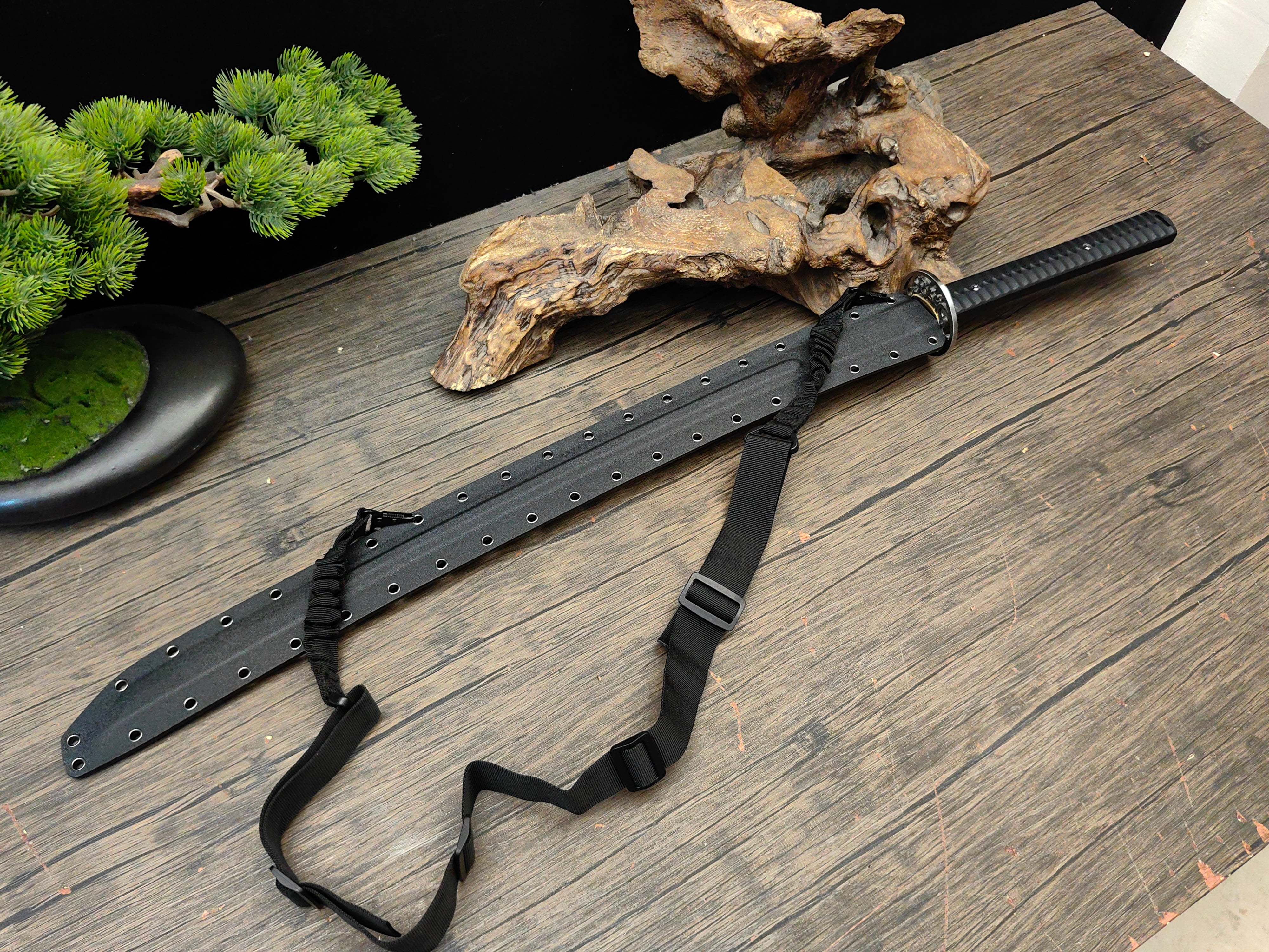 65Mn Tactical Katana – G10 Handle with Kydex Sheath
