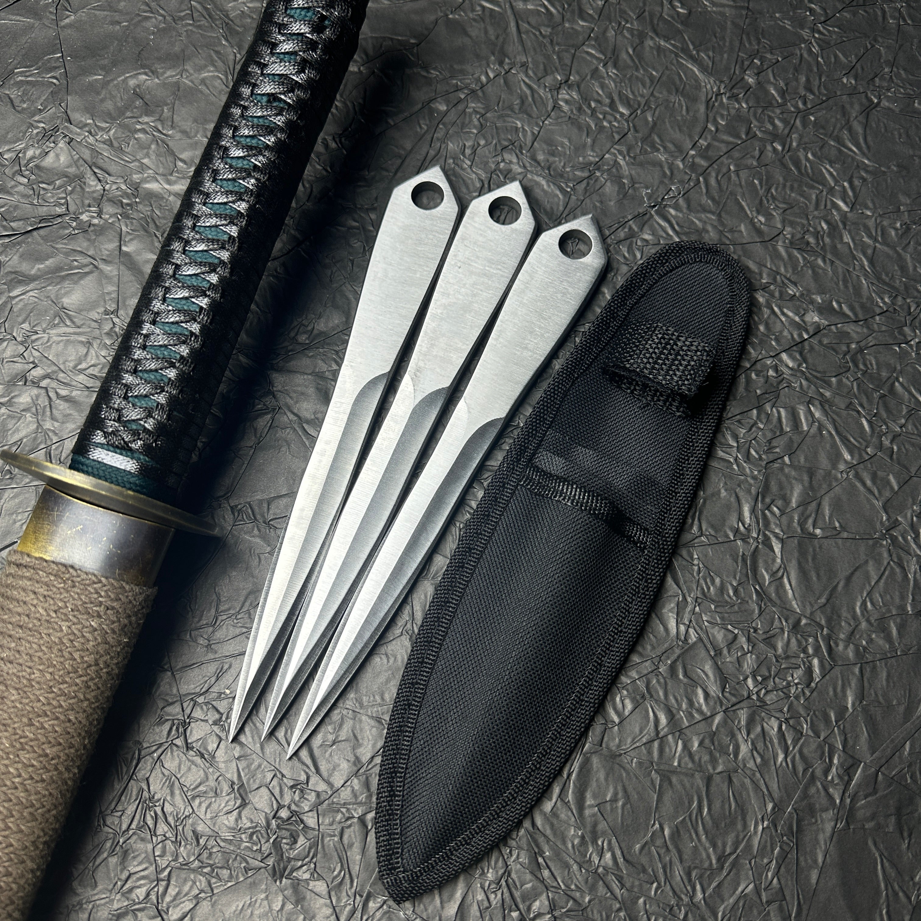 ICY】-Throwing Spike (3 Pieces) Carry Sheath Included